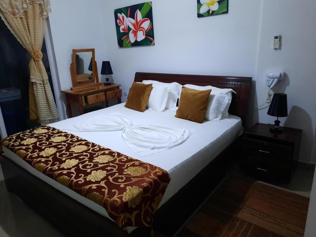 Diamond Plaza Hotel Grand Anse  Kültér fotó