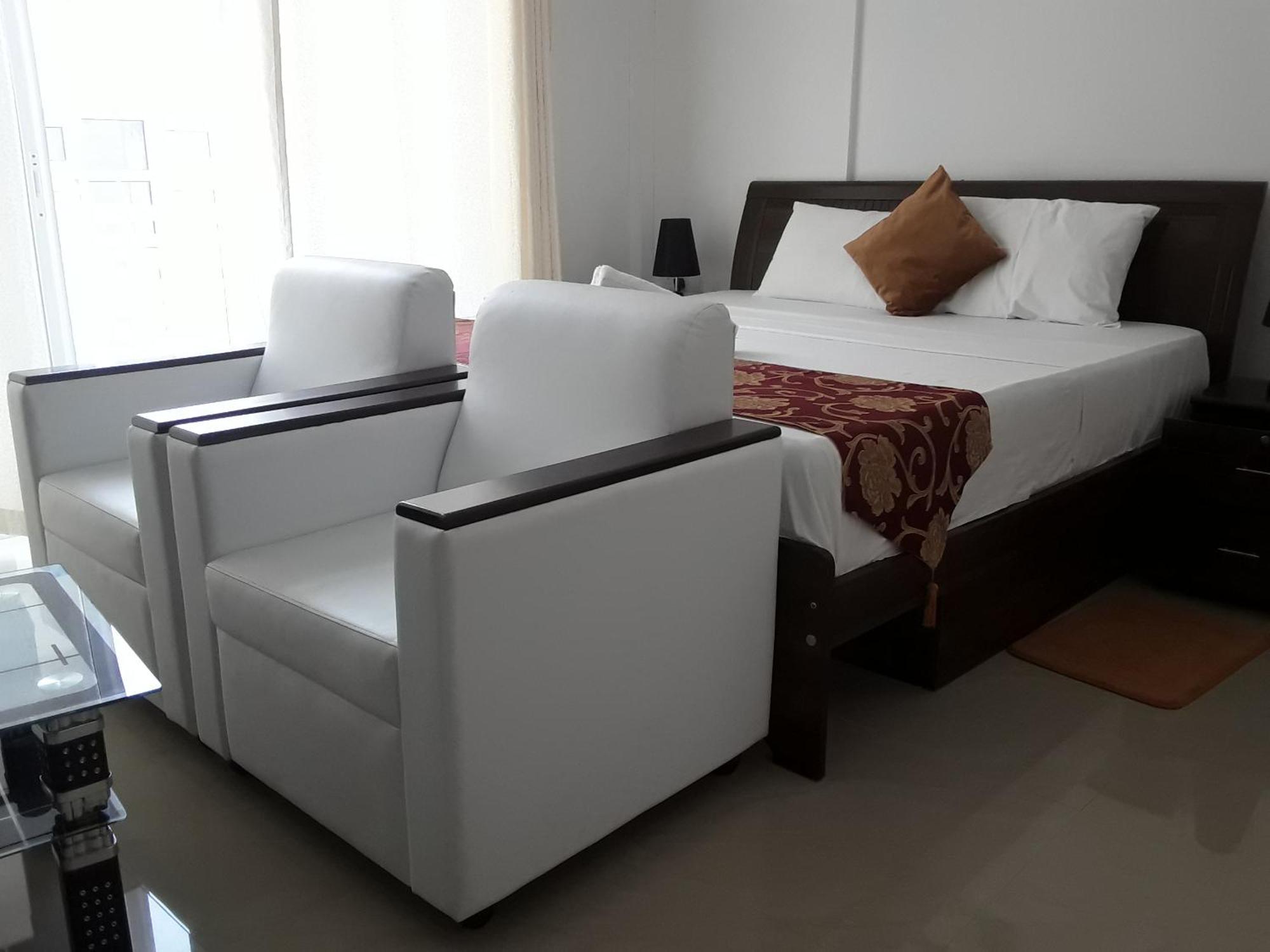 Diamond Plaza Hotel Grand Anse  Szoba fotó